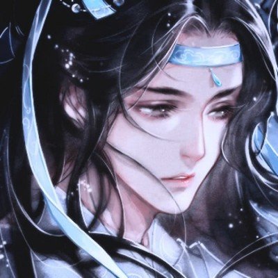 伊朗民众组成人链保护发电厂桥梁